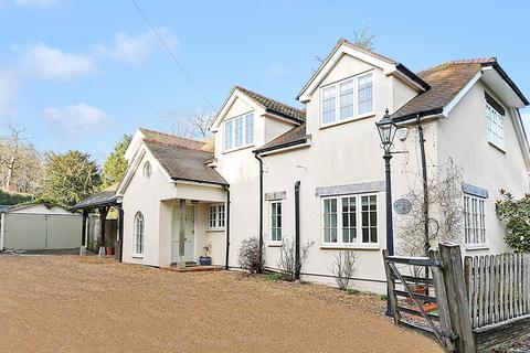 5 bedroom detached house for sale - Bere Court Road, Pangbourne, Berkshire