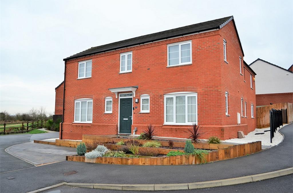 Cornholme Drive Hamilton LE5 1EQ 4 bed detached house £450,000