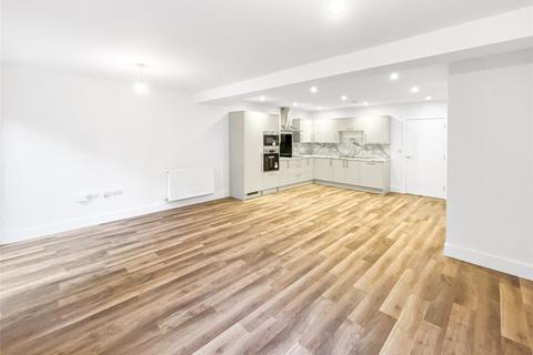 3, Newcombes House Clifford Gardens, Crediton, EX17 2AN
