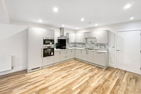 3, Newcombes House Clifford Gardens, Crediton, EX17 2AN
