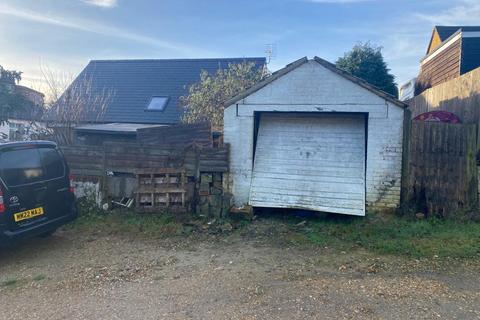 57 Deepcut Bridge Road, Deepcut, Camberley, GU16 6QT