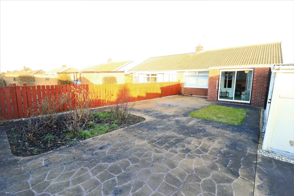 Kenilworth Way, Redcar, TS10 2 bed bungalow for sale £154,995