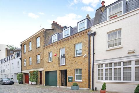 4 bedroom terraced house for sale - Chesham Mews, Belgravia, London, SW1X