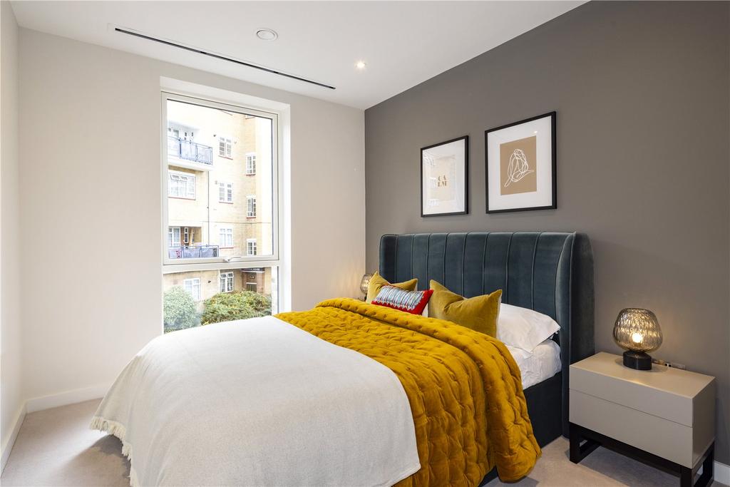 Carrick Yard Bedroom