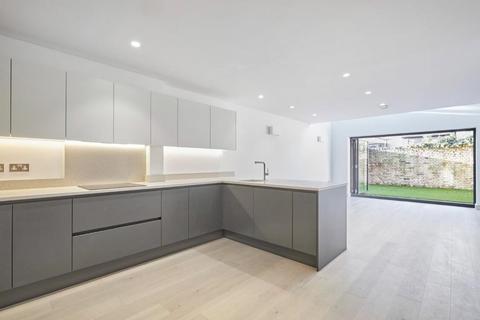 3 bedroom terraced house for sale - Camden Mews, Camden, London, NW1