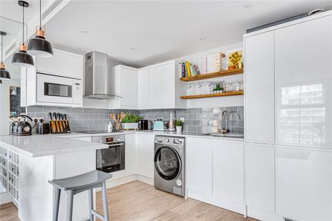 2 bedroom flat for sale, Warwick Building, 366 Queenstown Road, London