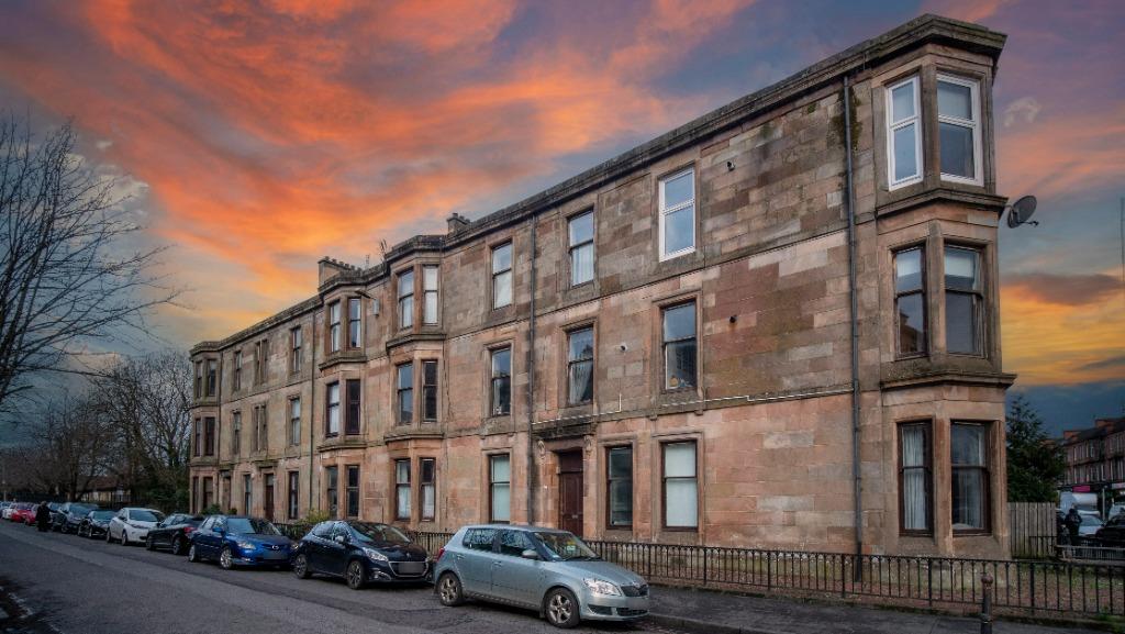 Cessnock Street, Cessnock, Glasgow, G51 2 bed flat £875 pcm (£202 pw)