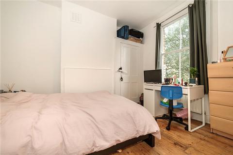 2 bedroom apartment to rent, Arlingford Road, London, SW2