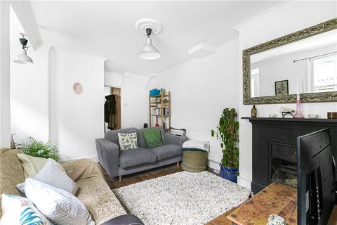 2 bedroom apartment to rent, Wingford Road, London, SW2