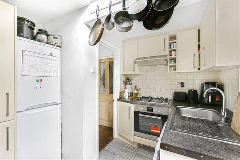 2 bedroom apartment to rent, Wingford Road, London, SW2