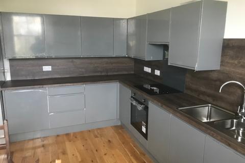 2 bedroom flat to rent, Union Street, Stirling Town, Stirling, FK8