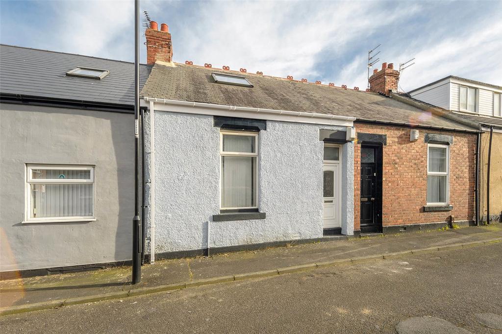 Tanfield Street, Sunderland, SR4 3 bed terraced house £695 pcm (£160 pw)