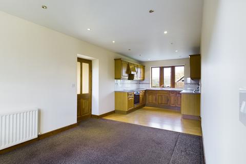 4 bedroom semi-detached house to rent - Calton, Skipton, BD23