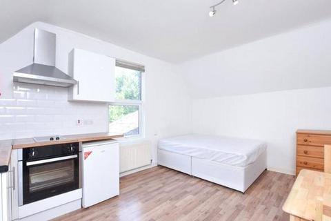 Studio to rent, Lithos Road, London, NW3