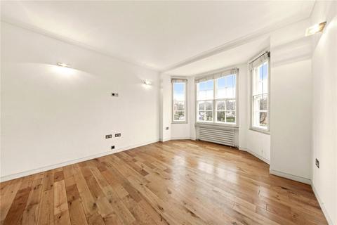 3 bedroom flat to rent, Garden Court, St John's Wood, London