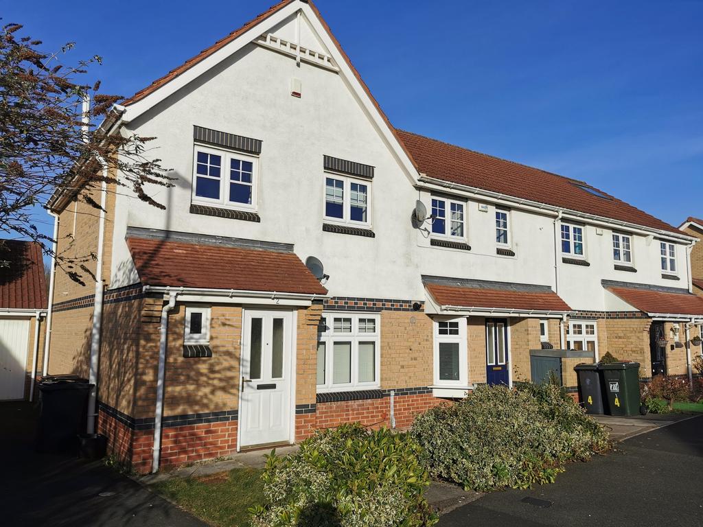 Aydon Gardens, Longbenton, Newcastle... 3 bed semidetached house £