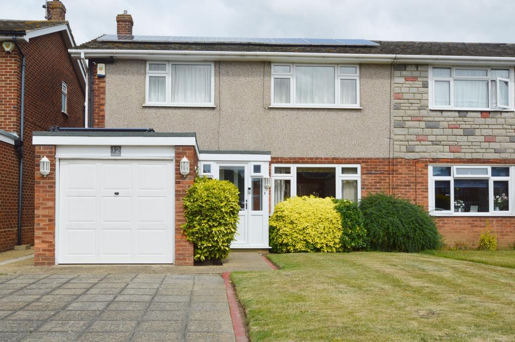 Butterys, SouthendOnSea, SS1 3 bed semidetached house £439,950