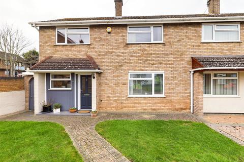 3 bedroom semi-detached house for sale - Haresfield Close, Worcester, WR4