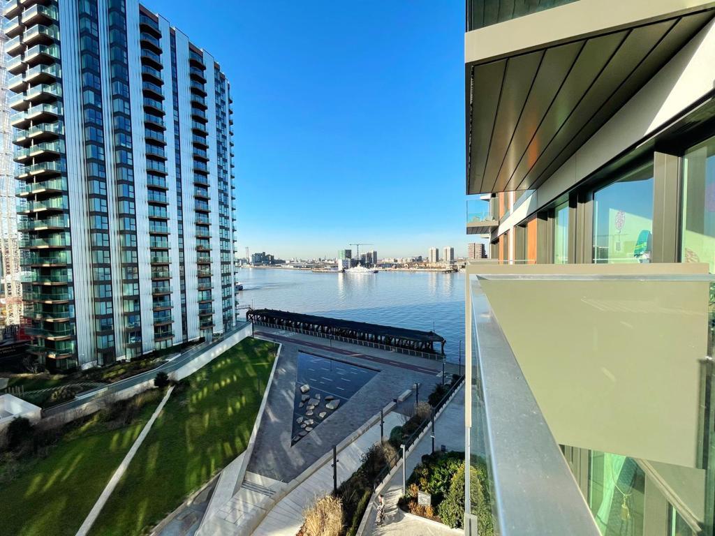 Judde House, Duke Of Wellington Avenue, Woolwich, London SE18 1 bed