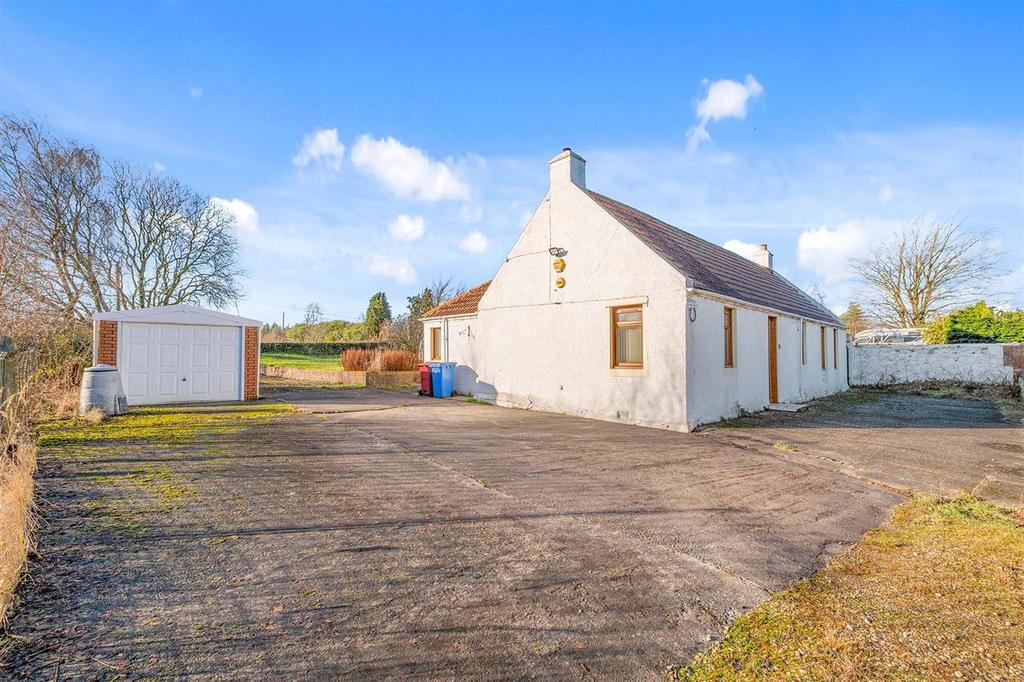 Stirling Road, Larbert, Larbert 2 bed cottage £250,000
