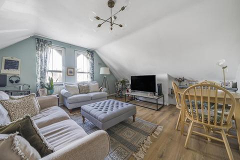 1 bedroom flat for sale - Cranes Park, Surbiton