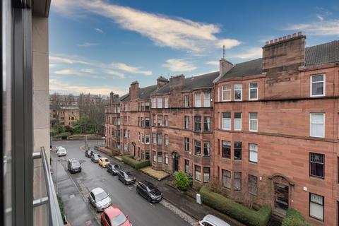 2 bedroom flat to rent, Hyndland Avenue, Flat 3/1, Hyndland, Glasgow, G11 5BF