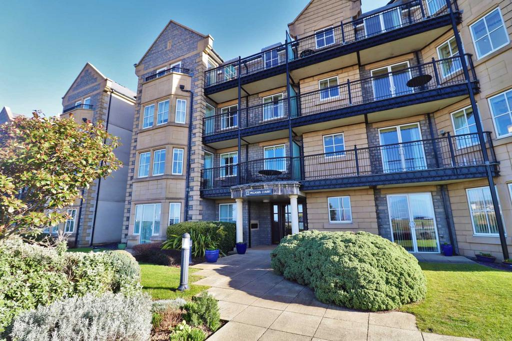 Beach Road, WestonsuperMare 2 bed retirement property £310,000
