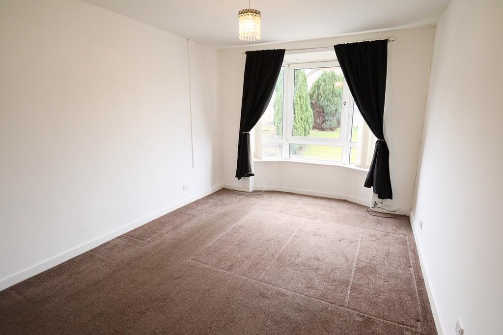 Bedroom 1 (2)