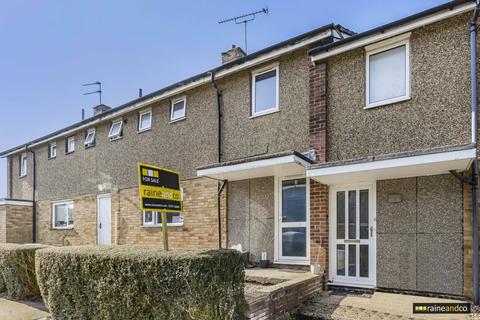 3 bedroom terraced house for sale, Cheviots, Hatfield