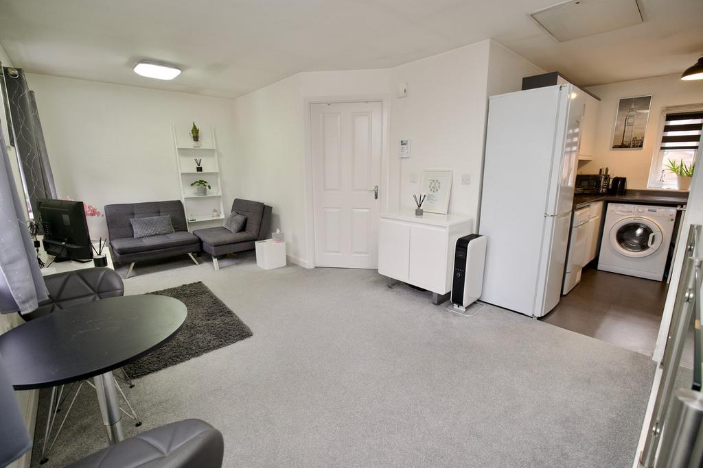 Scott Street, Tipton, DY4 1 bed apartment for sale £95,000