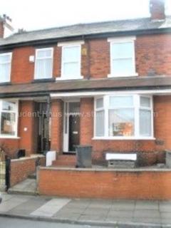 5 bedroom house to rent - Moorfield Road, Salford, M6 7EY