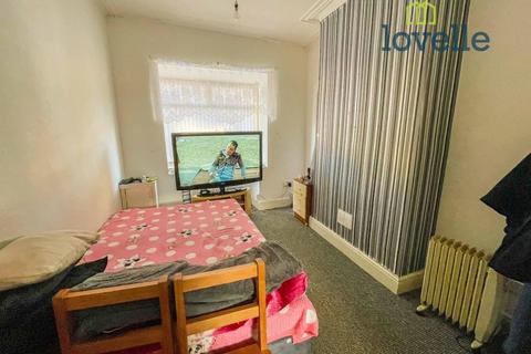 228 Convamore Road, Grimsby, DN32 9HX