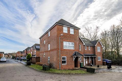 27 Forfield Drive, Beggarwood, Basingstoke, RG22 4FS