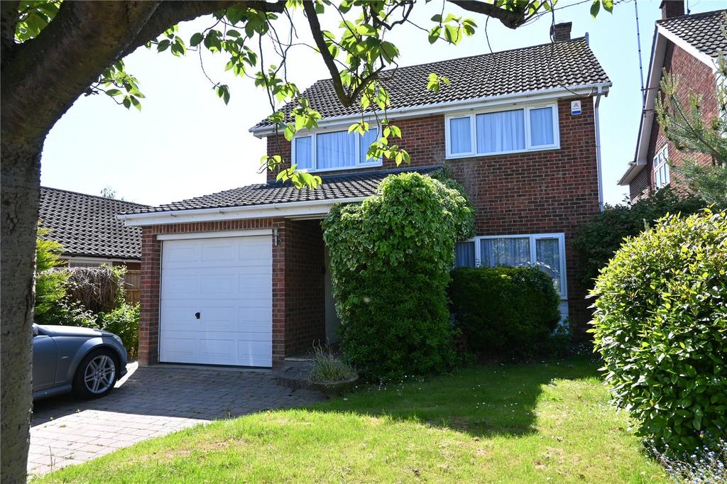 Wyatts Green Lane, Wyatts Green... 3 bed detached house £600,000