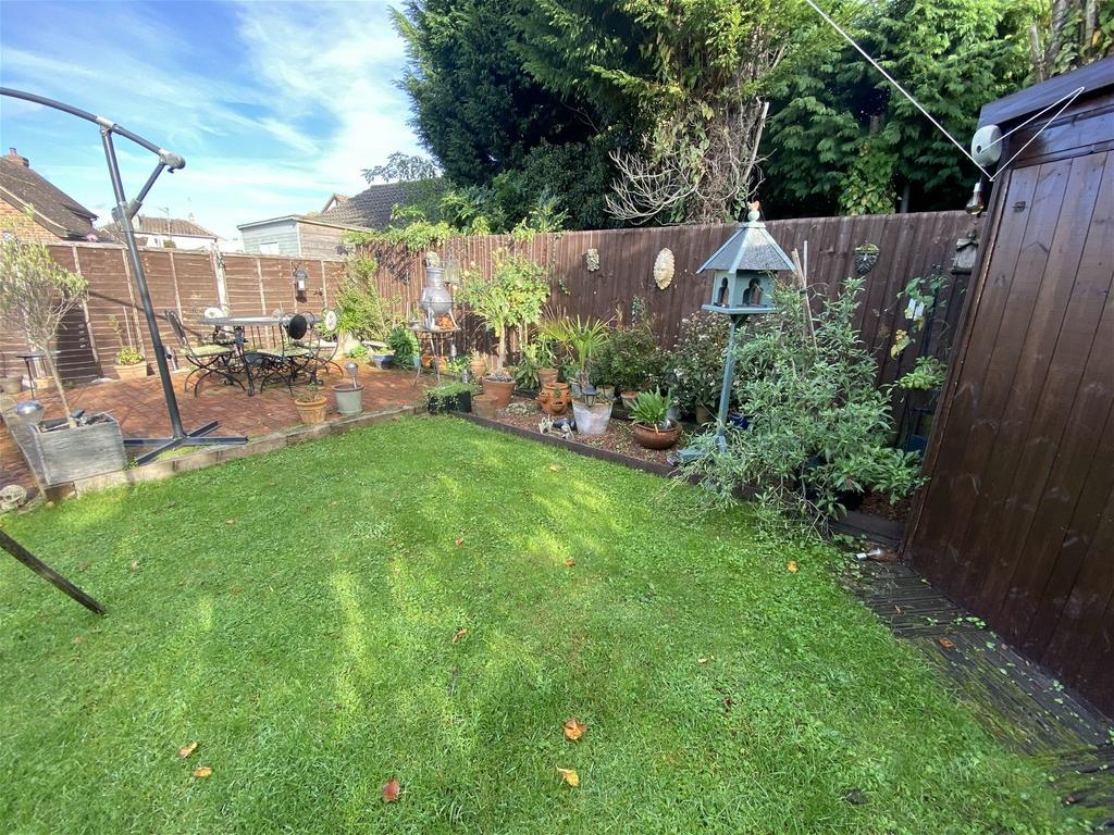 Church Road, Leverington, Wisbech 2 bed bungalow £130,000