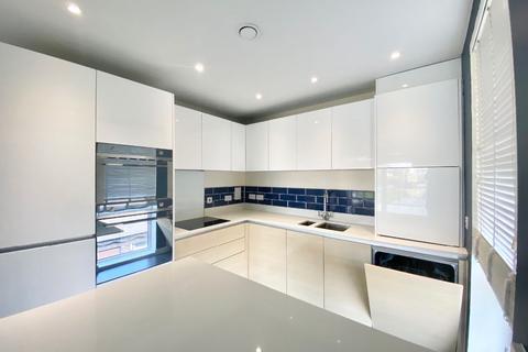 1 bedroom serviced apartment to rent, Ashflower Drive, Harold Wood