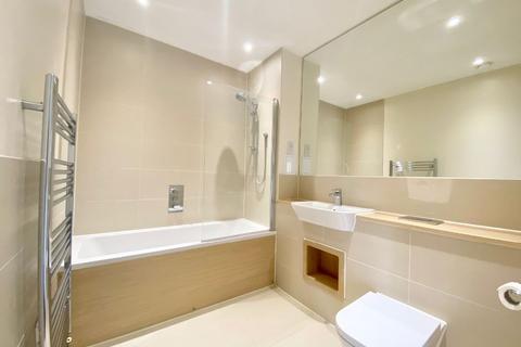 1 bedroom serviced apartment to rent, Ashflower Drive, Harold Wood