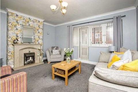 3 bedroom flat to rent - Thornwood Place, Thornwood, West End