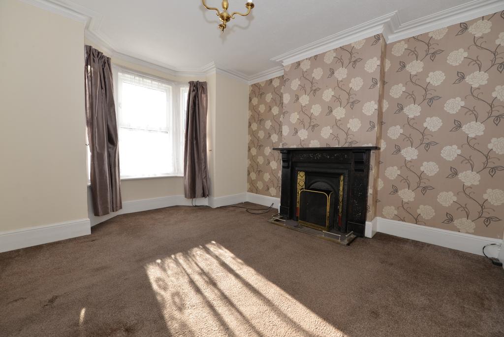Worting Road, Brookvale, Basingstoke, RG21 3 bed terraced house £