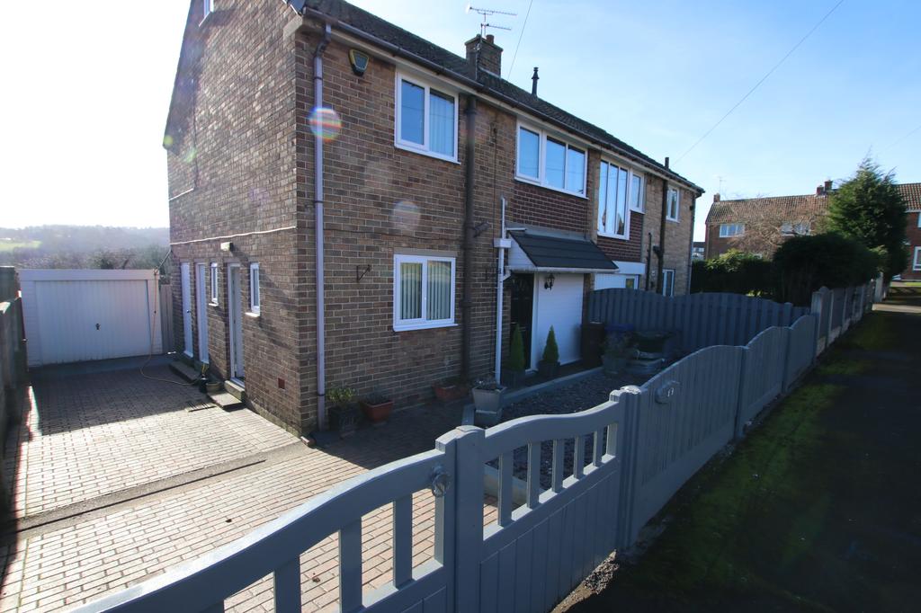 Rockingham Road, Dodworth, Barnsley, S75 3PH 3 bed semidetached house