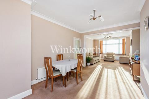 17 Kenmare Gardens, London, N13 5DR