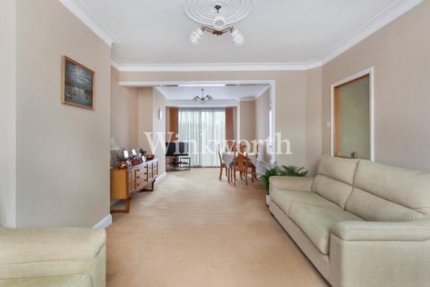 17 Kenmare Gardens, London, N13 5DR