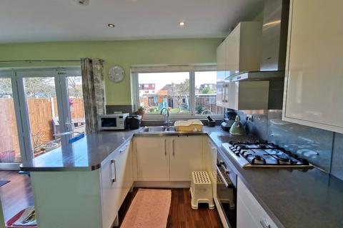 108 Torbay Road, Harrow, HA2 9QJ