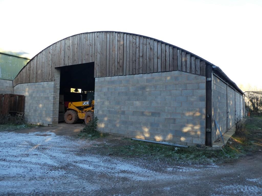 Farm Barn 2855sq.ft