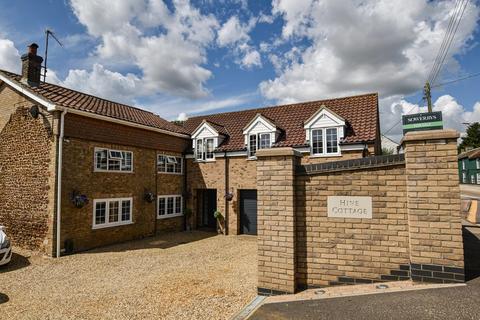 6 bedroom detached house for sale, East Winch