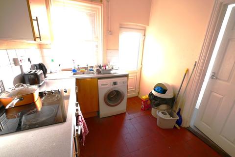 4 bedroom semi-detached house for sale - Norwich Road, Ipswich
