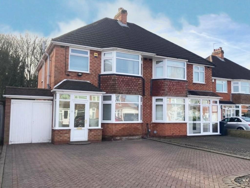 Scott Road, Solihull 3 bed semidetached house £325,000