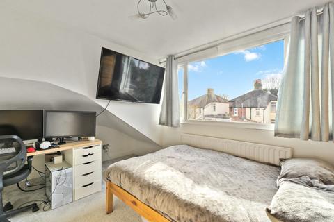 5 Station Road, Carshalton, SM5 2LA