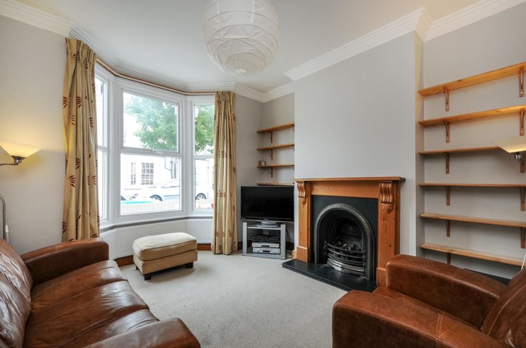 Sherbrooke Road London SW6 2 bed house £2,650 pcm (£612 pw)