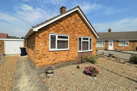 2 bedroom bungalow for sale - Poplar Close, March